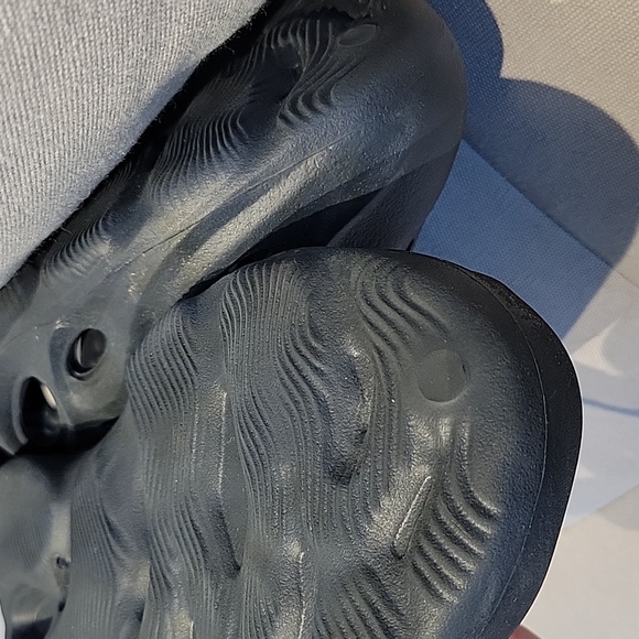 Yeezy Foam Runner "Mineral Blue" - Picture 7 of 7